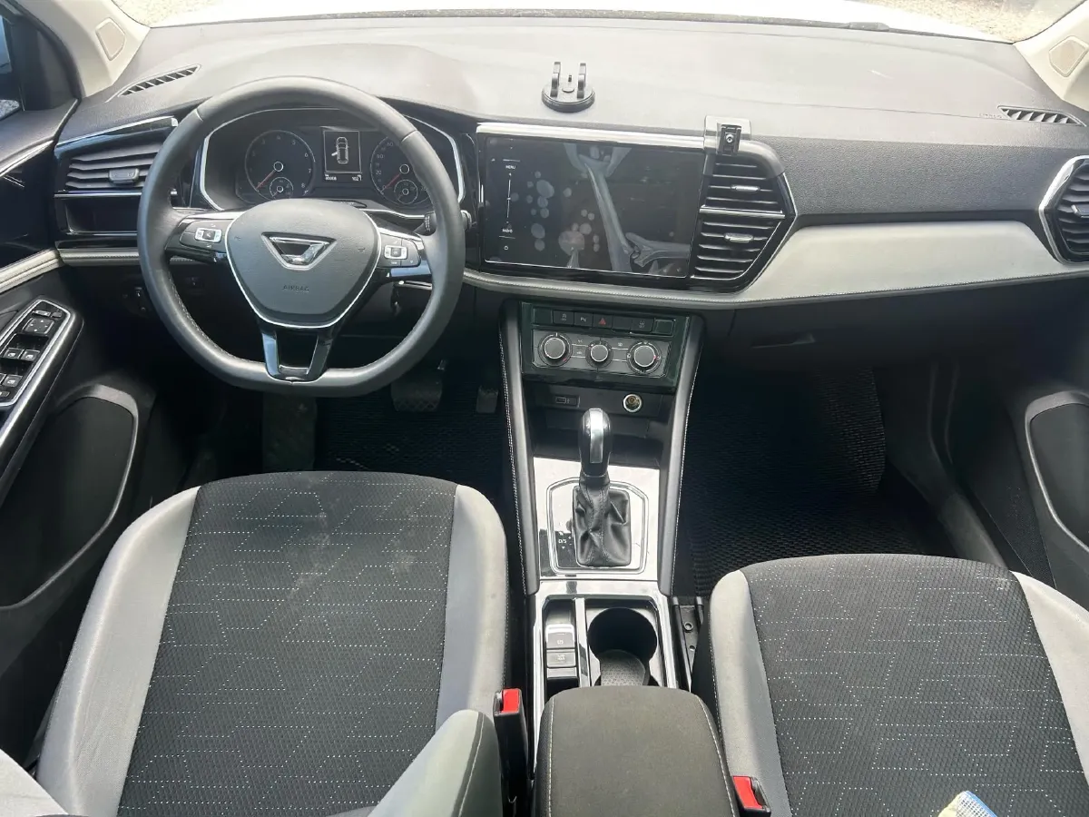 2023 Jetta VS7 1.4T 150HP L4 6AT,autocango,china used car exporter,china ev exporter,chinese used car exporter,chinese used ev exporter