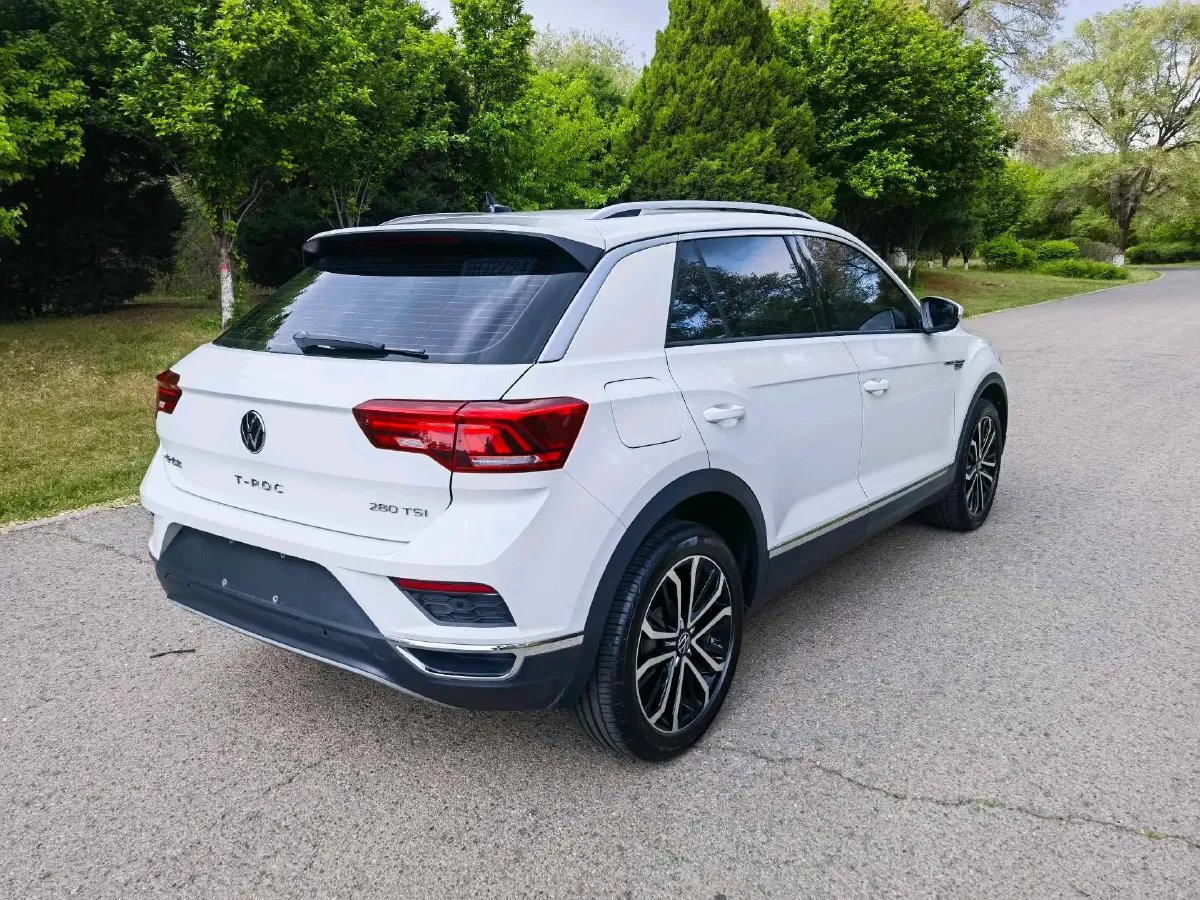 2022 Volkswagen T-Roc 1.4T 150HP L4 7DCT,autocango,china used car exporter,china ev exporter,chinese used car exporter,chinese used ev exporter