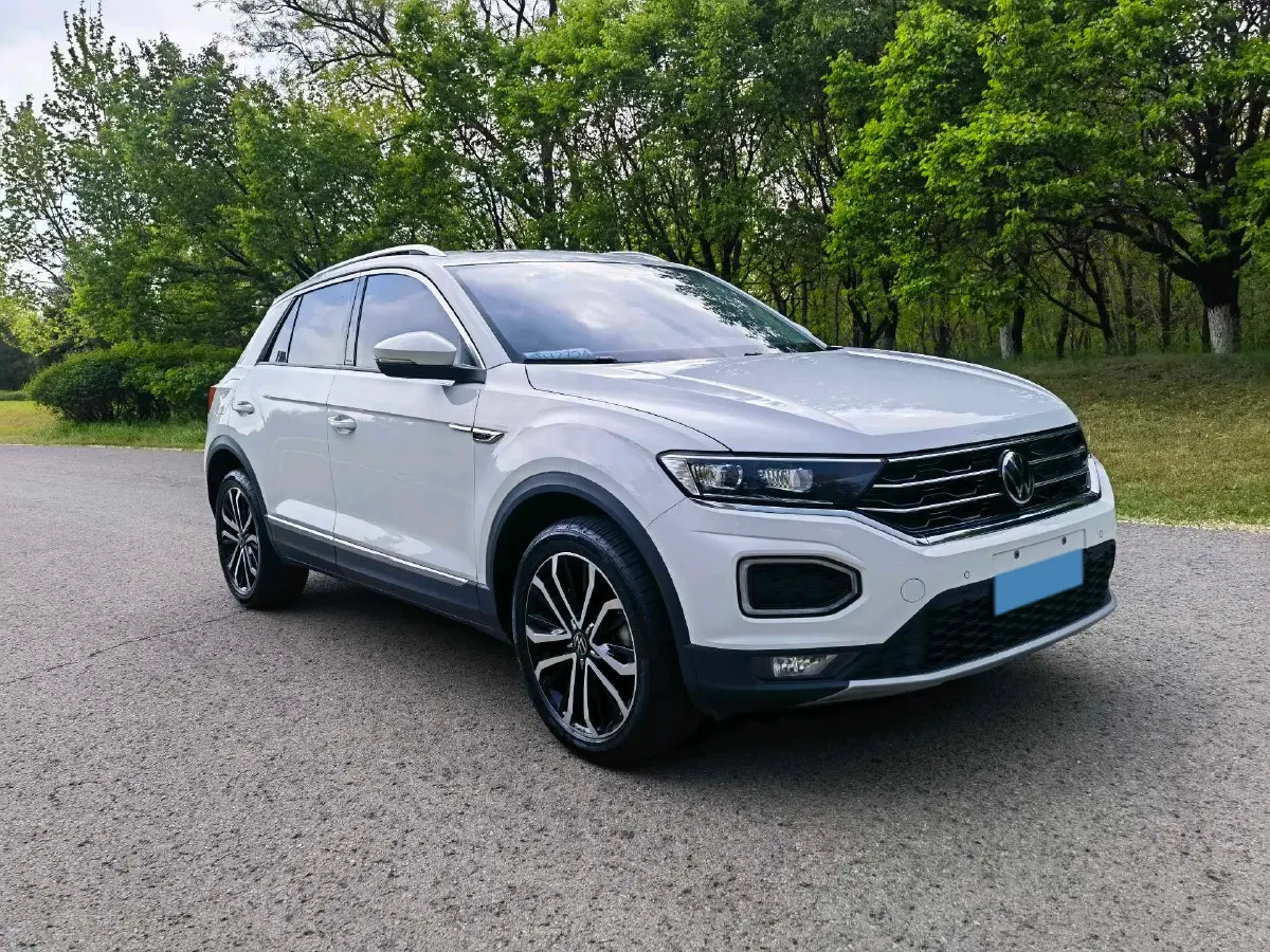 2022 Volkswagen T-Roc 1.4T 150HP L4 7DCT,autocango,china used car exporter,china ev exporter,chinese used car exporter,chinese used ev exporter