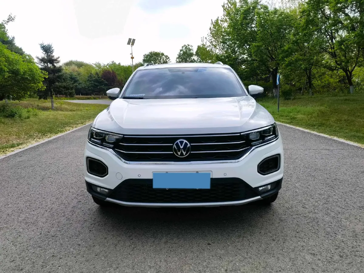2022 Volkswagen T-Roc 1.4T 150HP L4 7DCT,autocango,china used car exporter,china ev exporter,chinese used car exporter,chinese used ev exporter
