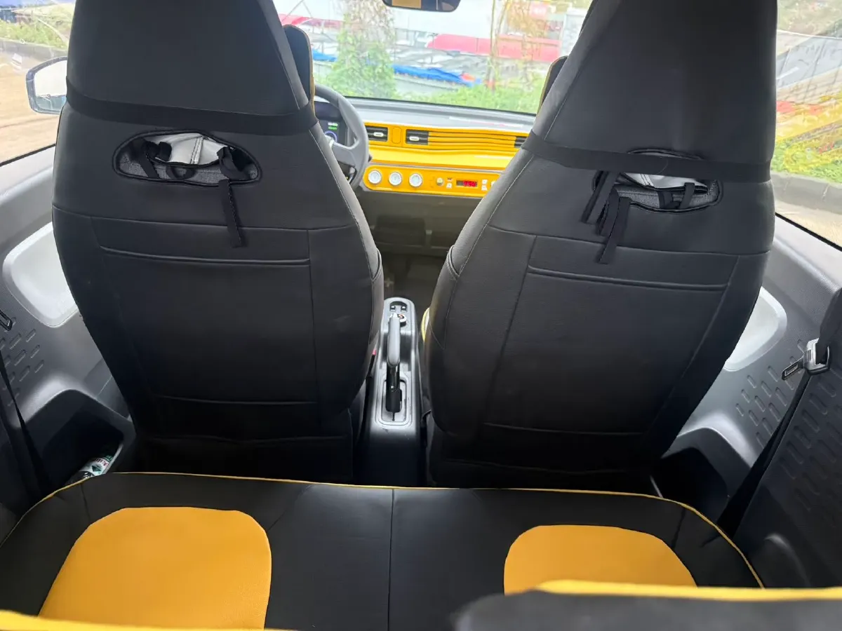 2021 WuLing HongGuang MINI EV BEV 13.9KWH,autocango,china used car exporter,china ev exporter,chinese used car exporter,chinese used ev exporter