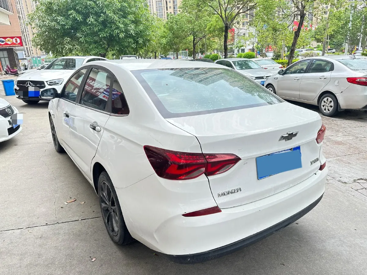 2021 Chevrolet Monza 1.5L 113HP L4 6AT,autocango,china used car exporter,china ev exporter,chinese used car exporter,chinese used ev exporter