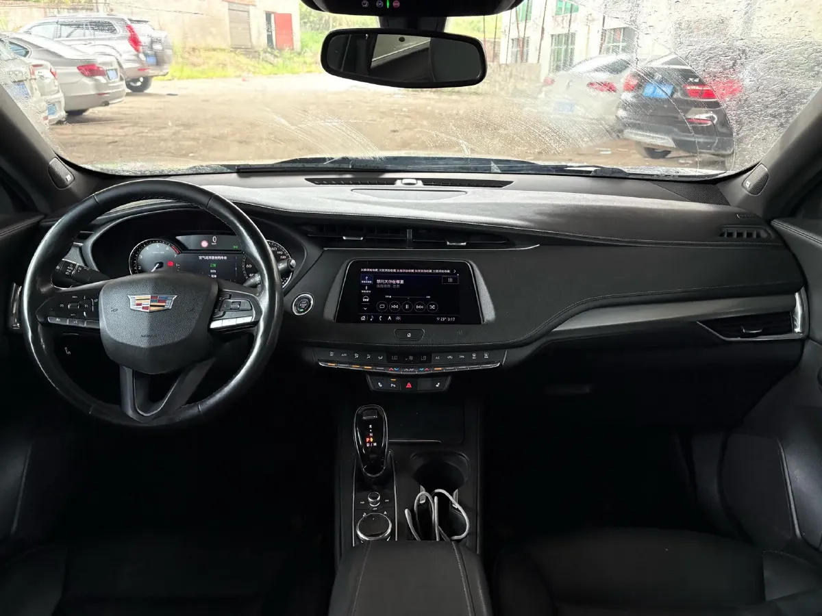 2020 Cadillac XT4 2.0T 241HP L4 9AT,autocango,china used car exporter,china ev exporter,chinese used car exporter,chinese used ev exporter