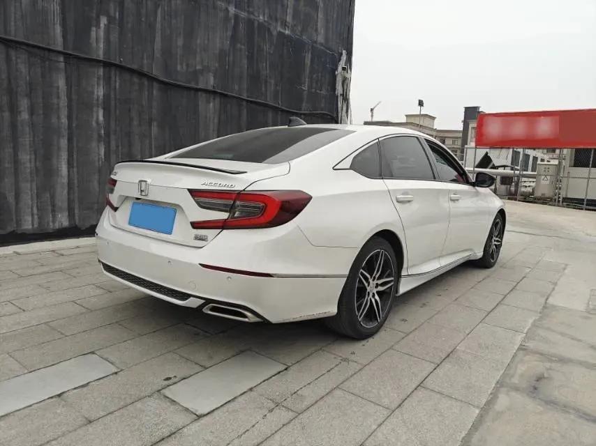 2022 Honda Accord 1.5T 194HP L4 CVT,autocango,china used car exporter,china ev exporter,chinese used car exporter,chinese used ev exporter