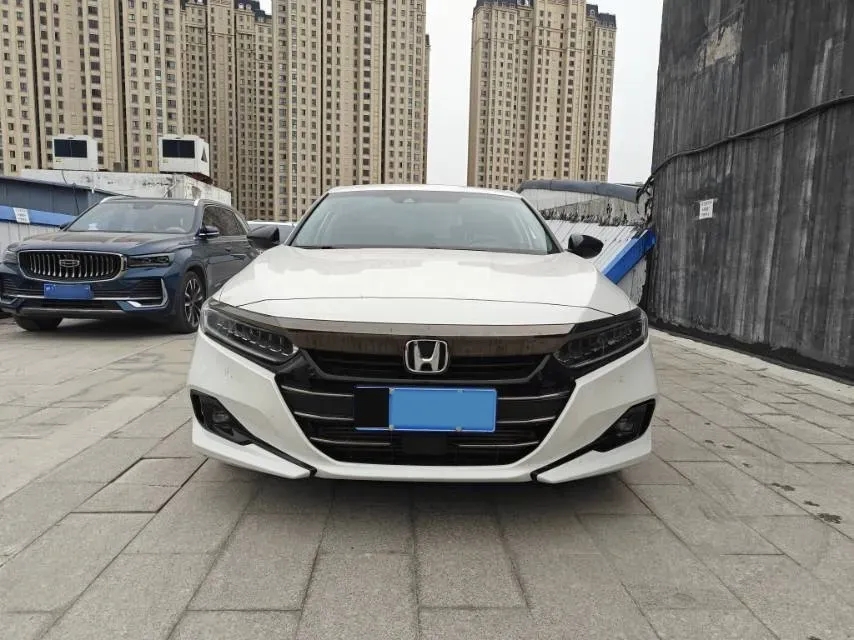 2022 Honda Accord 1.5T 194HP L4 CVT,autocango,china used car exporter,china ev exporter,chinese used car exporter,chinese used ev exporter