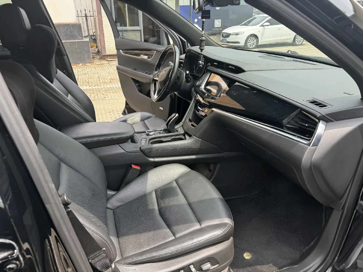 2021 Cadillac XT6 2.0T 237HP L4 9AT,autocango,china used car exporter,china ev exporter,chinese used car exporter,chinese used ev exporter