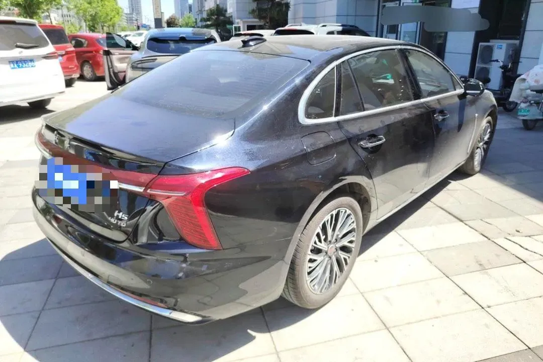 2025 HongQi H5 1.5T 169HP L4 1DHT Hybrid,autocango,china used car exporter,china ev exporter,chinese used car exporter,chinese used ev exporter