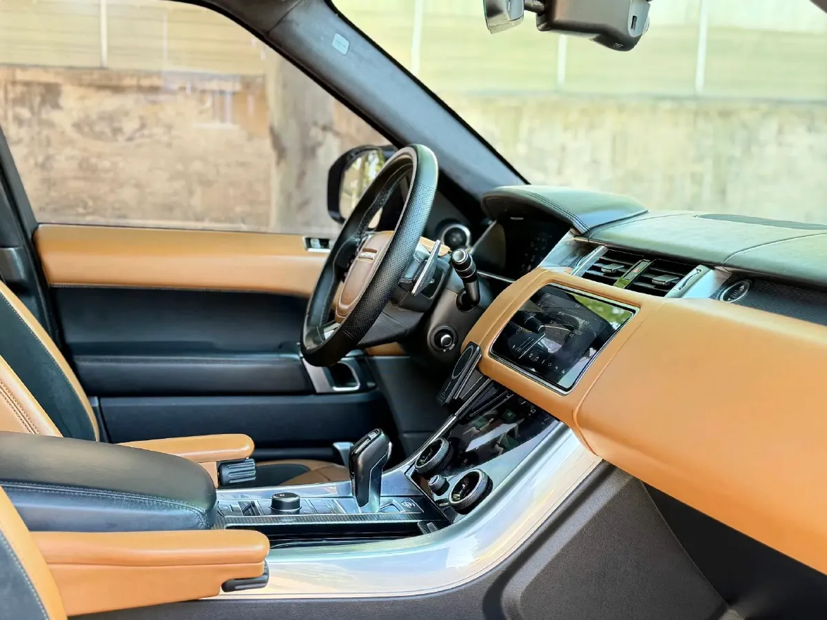 2018 Land Rover Range Rover Sport 3.0T 340HP V6 8AT,autocango,china used car exporter,china ev exporter,chinese used car exporter,chinese used ev exporter