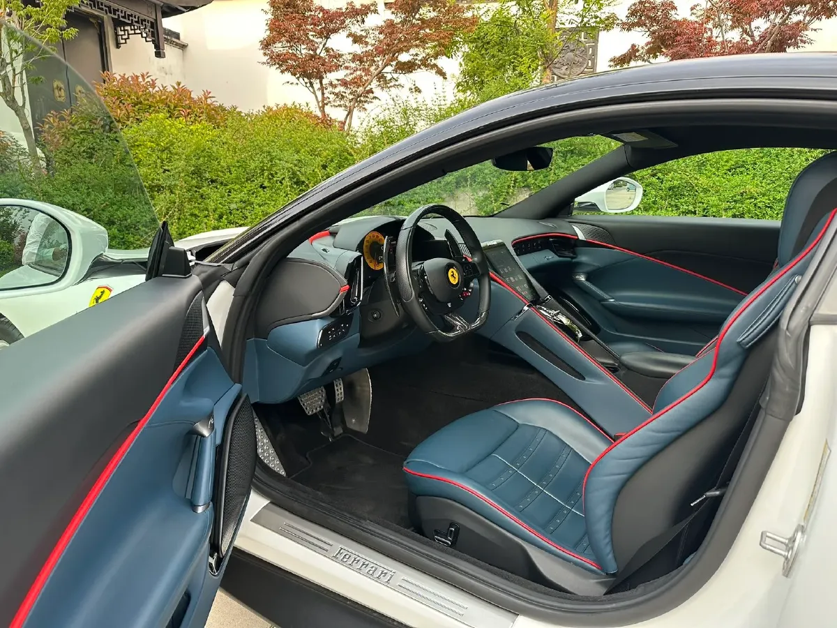 2020 Ferrari Roma 3.9T 620HP V8 8DCT,autocango,china used car exporter,china ev exporter,chinese used car exporter,chinese used ev exporter