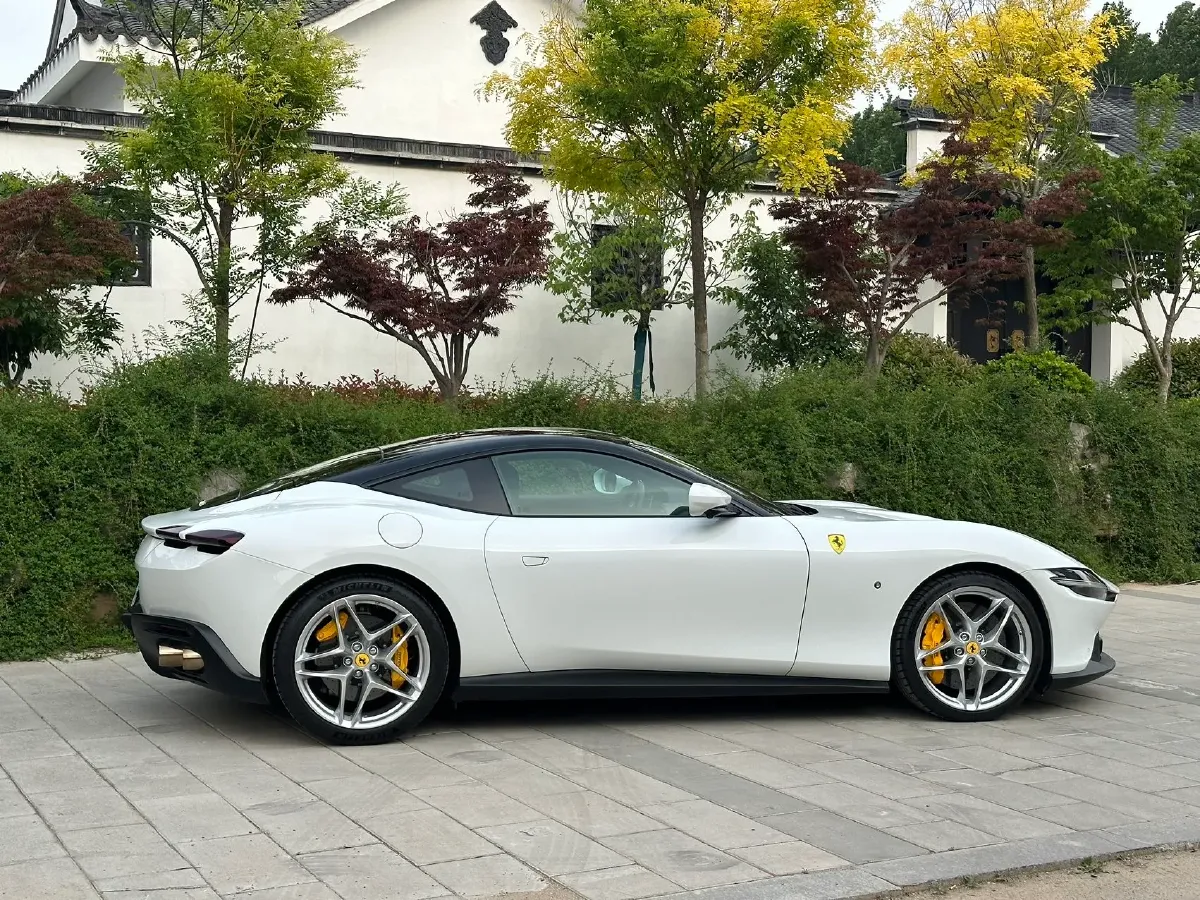 2020 Ferrari Roma 3.9T 620HP V8 8DCT,autocango,china used car exporter,china ev exporter,chinese used car exporter,chinese used ev exporter