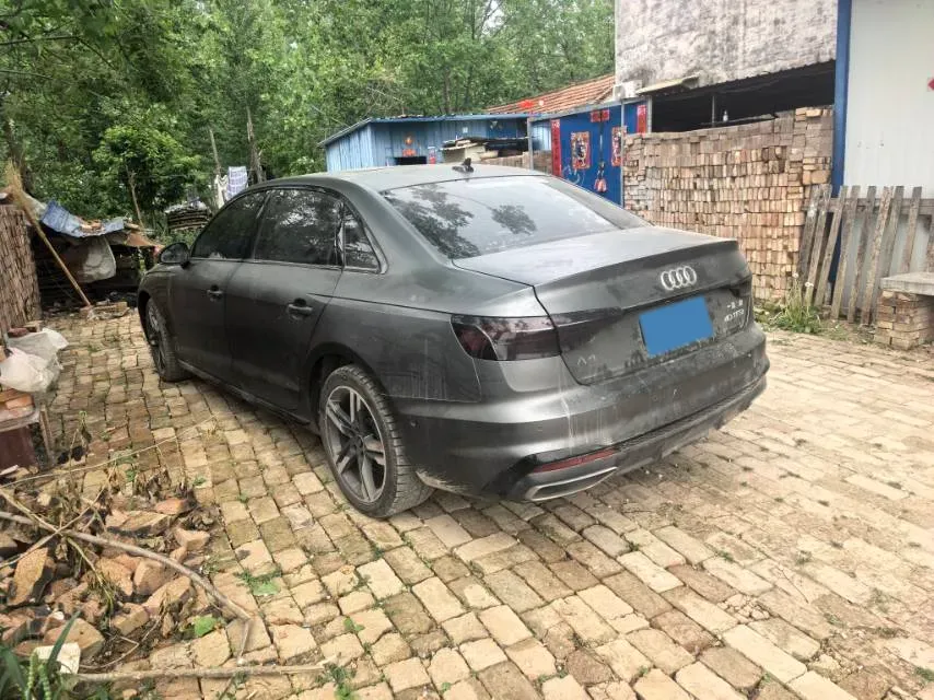 2023 Audi A4L 2.0T 190HP L4 7DCT,autocango,china used car exporter,china ev exporter,chinese used car exporter,chinese used ev exporter