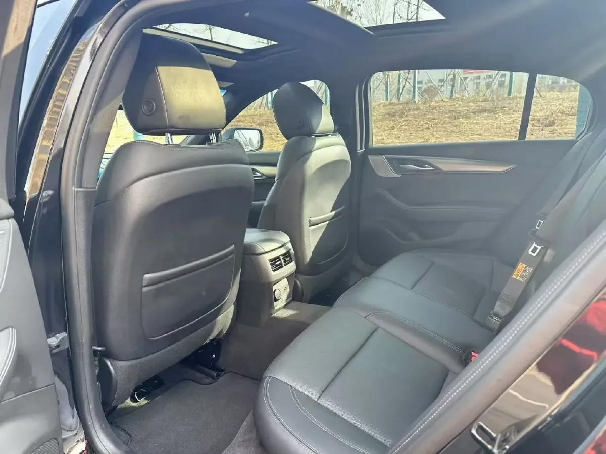 2021 Cadillac CT5 2.0T 237HP L4 10AT,autocango,china used car exporter,china ev exporter,chinese used car exporter,chinese used ev exporter