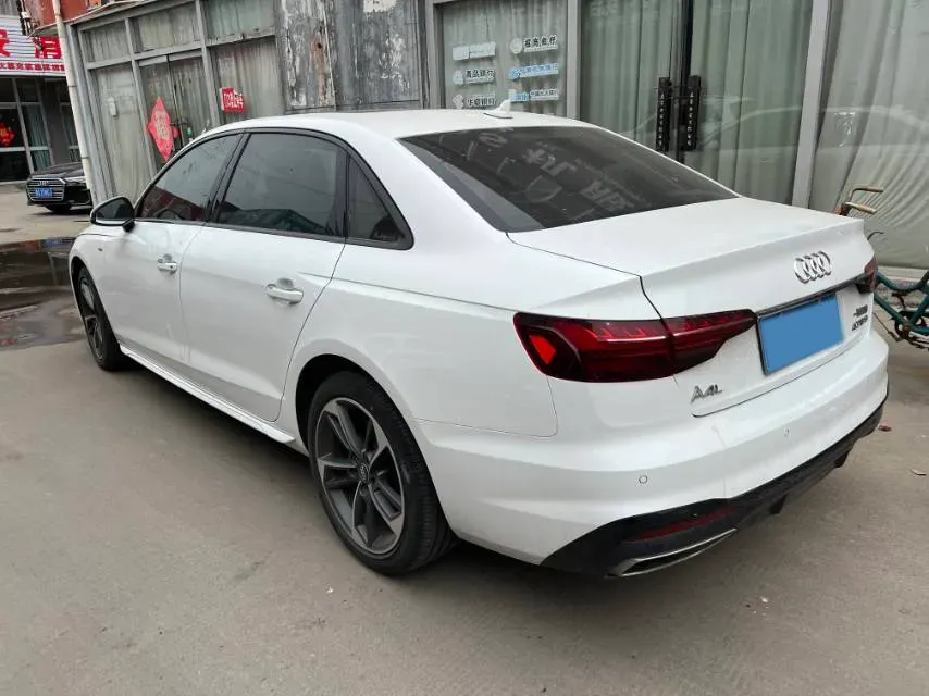 2020 Audi A4L 2.0T 190HP L4 7DCT,autocango,china used car exporter,china ev exporter,chinese used car exporter,chinese used ev exporter