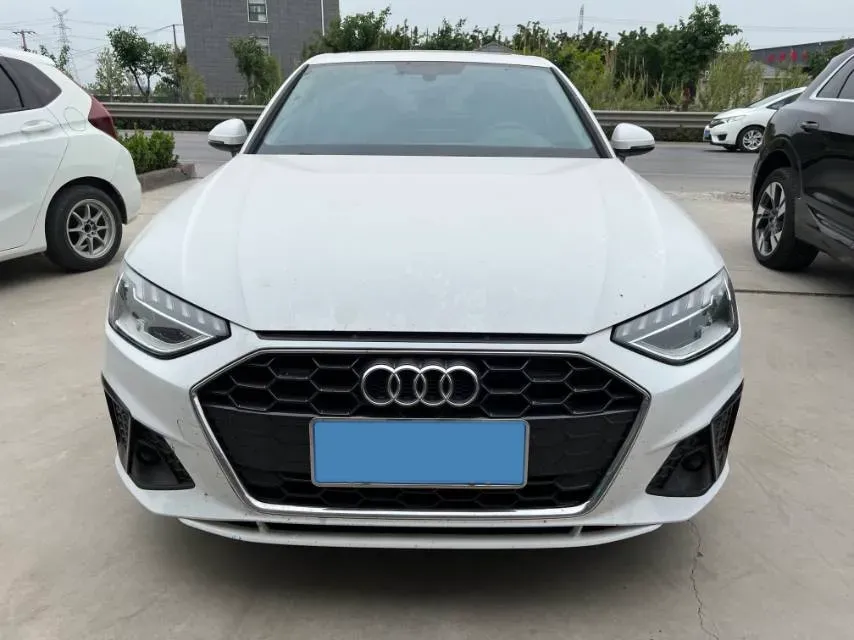 2020 Audi A4L 2.0T 190HP L4 7DCT,autocango,china used car exporter,china ev exporter,chinese used car exporter,chinese used ev exporter