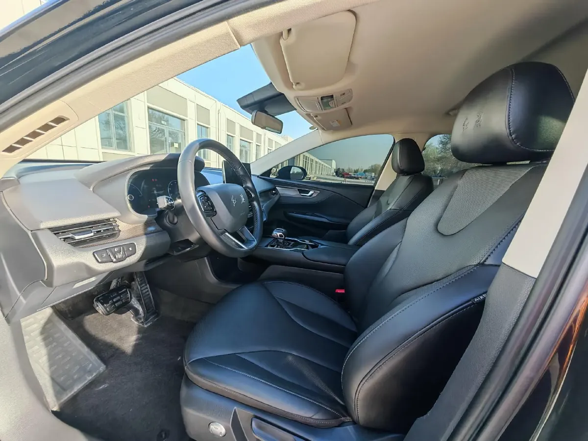 2022 HongQi E-QM5 BEV 54KWH,autocango,china used car exporter,china ev exporter,chinese used car exporter,chinese used ev exporter