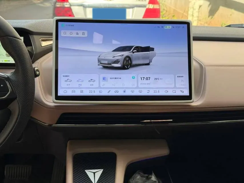 2022 DongFeng Forthing LingZhi EV BEV 68.4KWH,autocango,china used car exporter,china ev exporter,chinese used car exporter,chinese used ev exporter