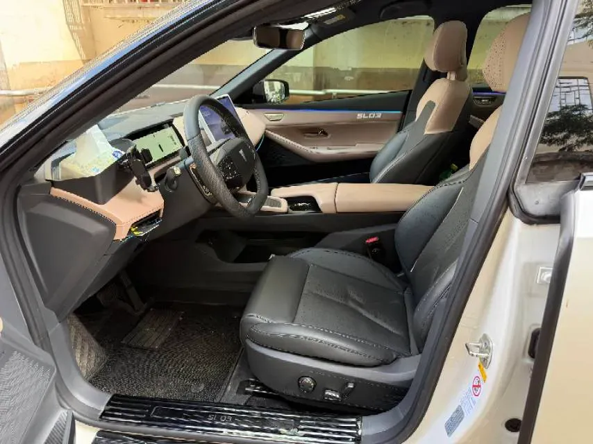 2022 DongFeng Forthing LingZhi EV BEV 68.4KWH,autocango,china used car exporter,china ev exporter,chinese used car exporter,chinese used ev exporter