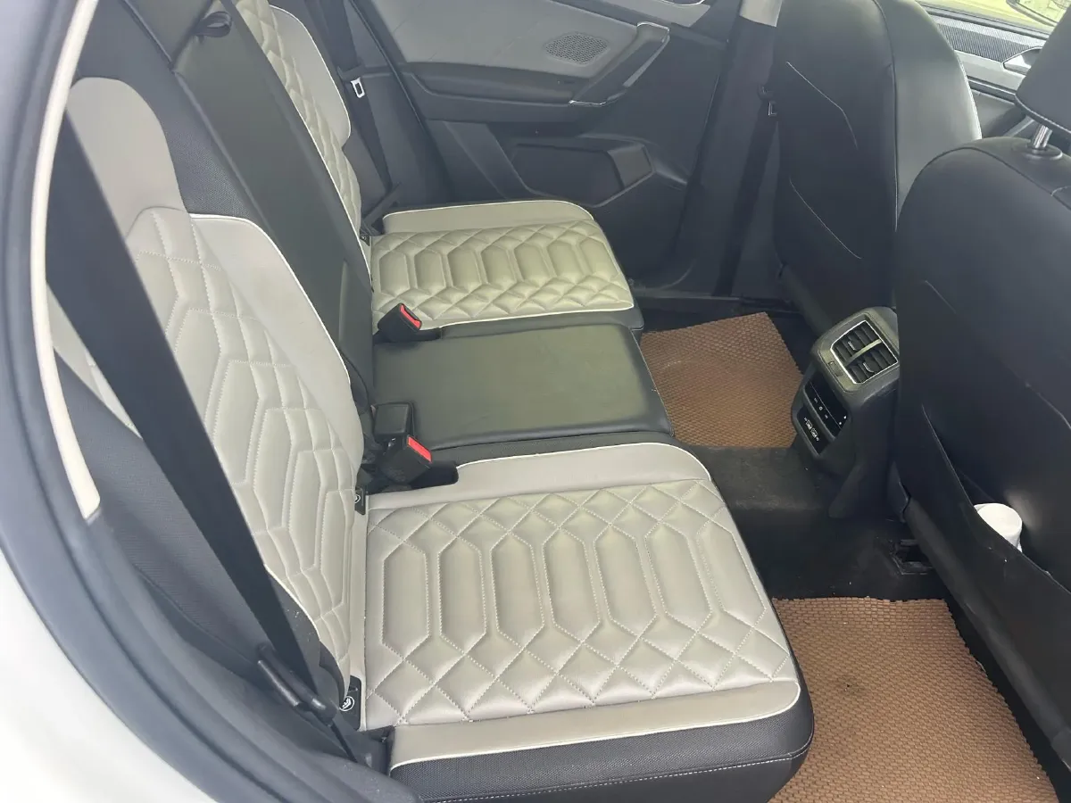 2023 Volkswagen Tayron 2.0T 186HP L4 7DCT,autocango,china used car exporter,china ev exporter,chinese used car exporter,chinese used ev exporter