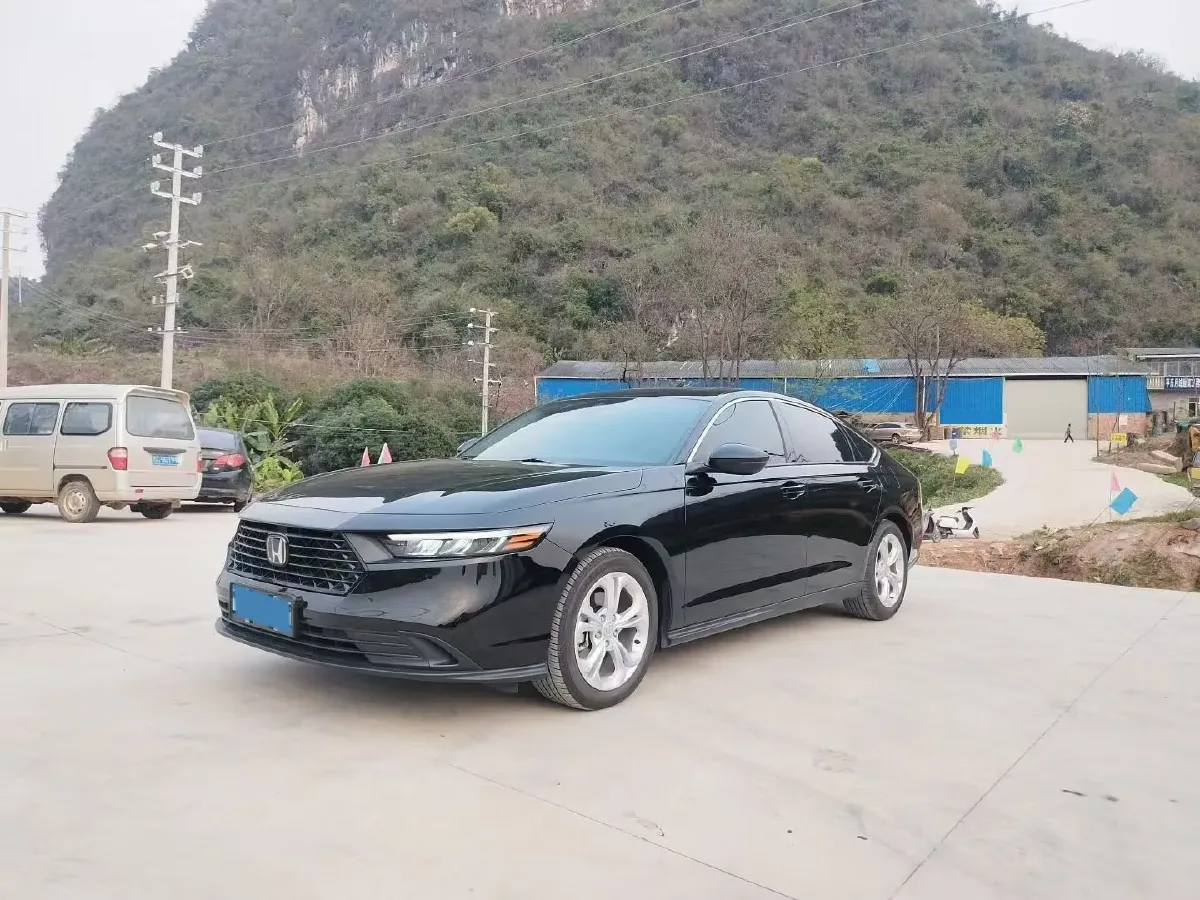 2025 Honda Accord 1.5T 192HP L4 CVT,autocango,china used car exporter,china ev exporter,chinese used car exporter,chinese used ev exporter
