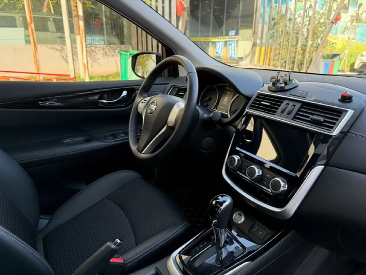 2020 Nissan Tiida 1.6L 126HP L4 CVT,autocango,china used car exporter,china ev exporter,chinese used car exporter,chinese used ev exporter