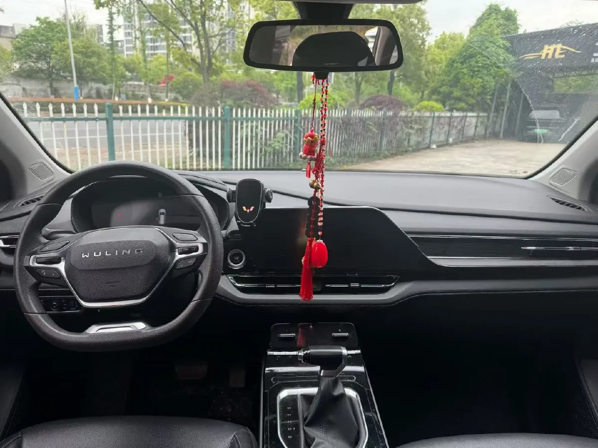 2020 WuLing KaiJie 1.5T 147HP L4 CVT,autocango,china used car exporter,china ev exporter,chinese used car exporter,chinese used ev exporter