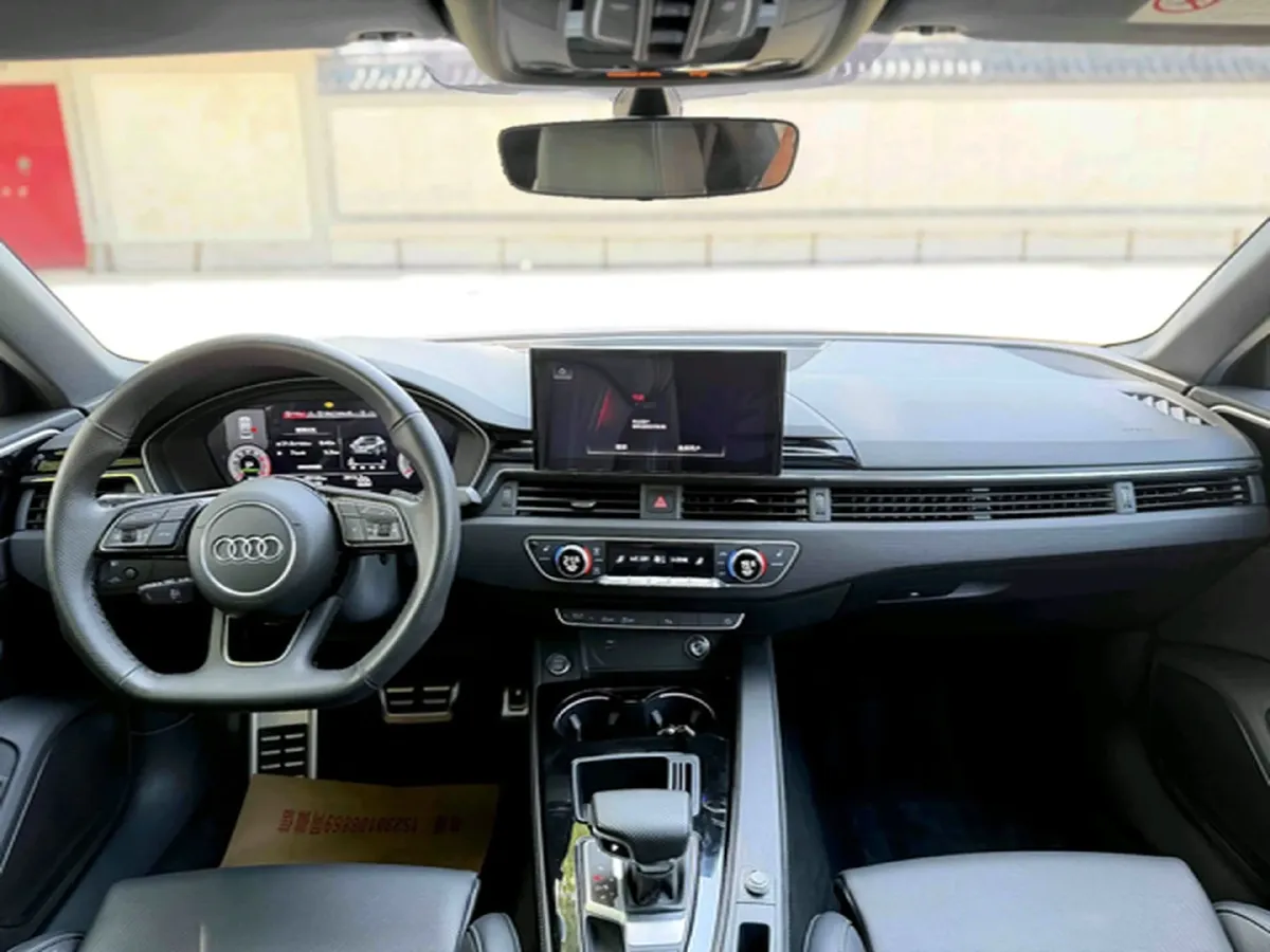 2024 Audi A4L 2.0T 190HP L4 7DCT,autocango,china used car exporter,china ev exporter,chinese used car exporter,chinese used ev exporter