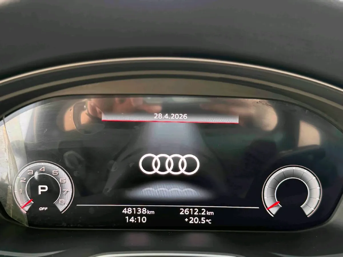 2024 Audi A4L 2.0T 190HP L4 7DCT,autocango,china used car exporter,china ev exporter,chinese used car exporter,chinese used ev exporter