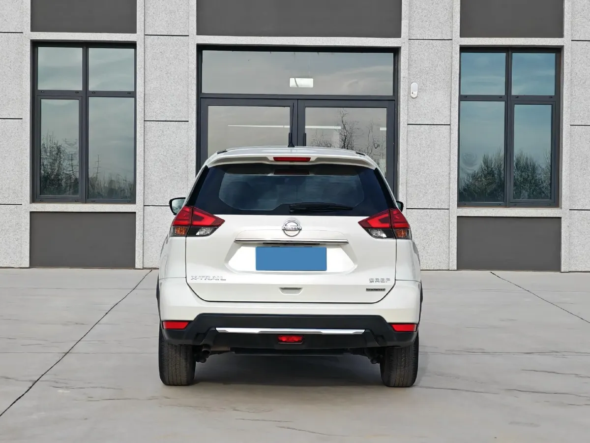 2019 Nissan X-Trail 2.0L 154HP L4 CVT,autocango,china used car exporter,china ev exporter,chinese used car exporter,chinese used ev exporter