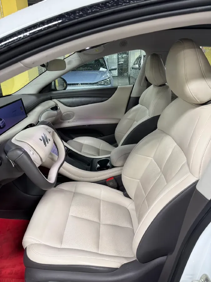 2024 IM L6 BEV 75KWH,autocango,china used car exporter,china ev exporter,chinese used car exporter,chinese used ev exporter