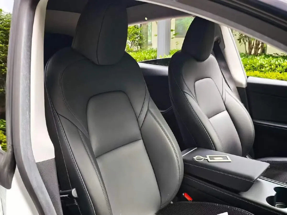 2022 Tesla Model Y BEV 60KWH,autocango,china used car exporter,china ev exporter,chinese used car exporter,chinese used ev exporter