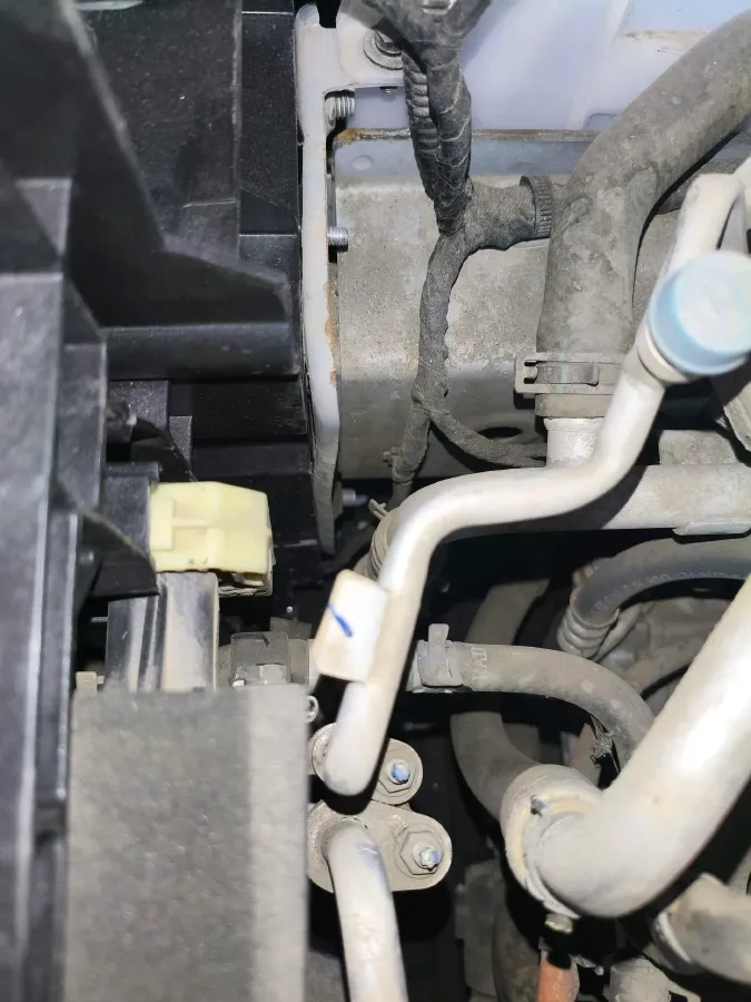 2023 JAC T8 2.0T 170HP L4 8AT,autocango,china used car exporter,china ev exporter,chinese used car exporter,chinese used ev exporter