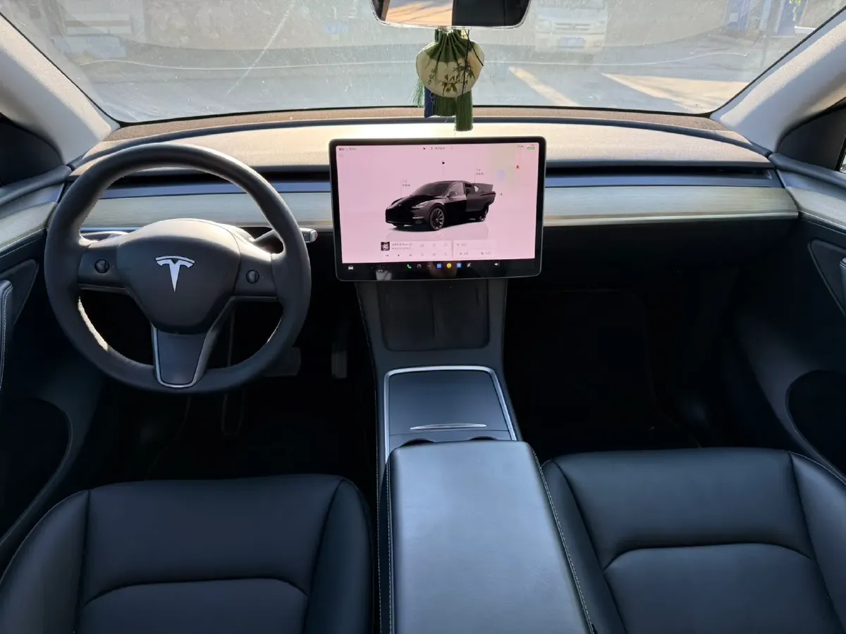 2022 Tesla Model Y BEV 60KWH,autocango,china used car exporter,china ev exporter,chinese used car exporter,chinese used ev exporter