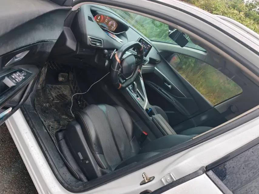 2019 Peugeot 5008 1.6T 167HP L4 6AT,autocango,china used car exporter,china ev exporter,chinese used car exporter,chinese used ev exporter