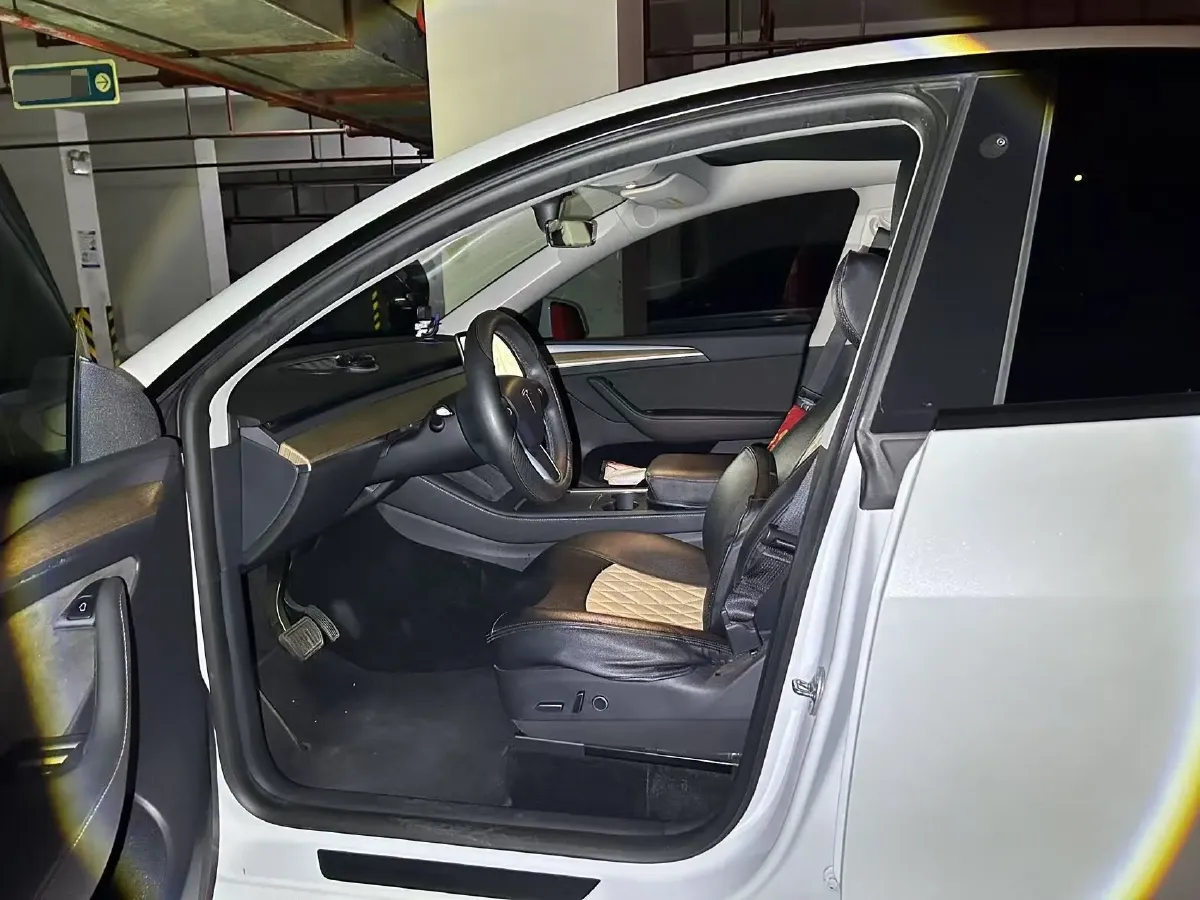 2021 Tesla Model Y BEV 60KWH,autocango,china used car exporter,china ev exporter,chinese used car exporter,chinese used ev exporter