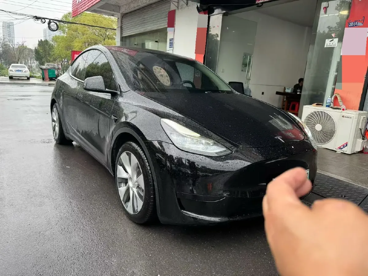 2022 Tesla Model Y BEV 60KWH,autocango,china used car exporter,china ev exporter,chinese used car exporter,chinese used ev exporter