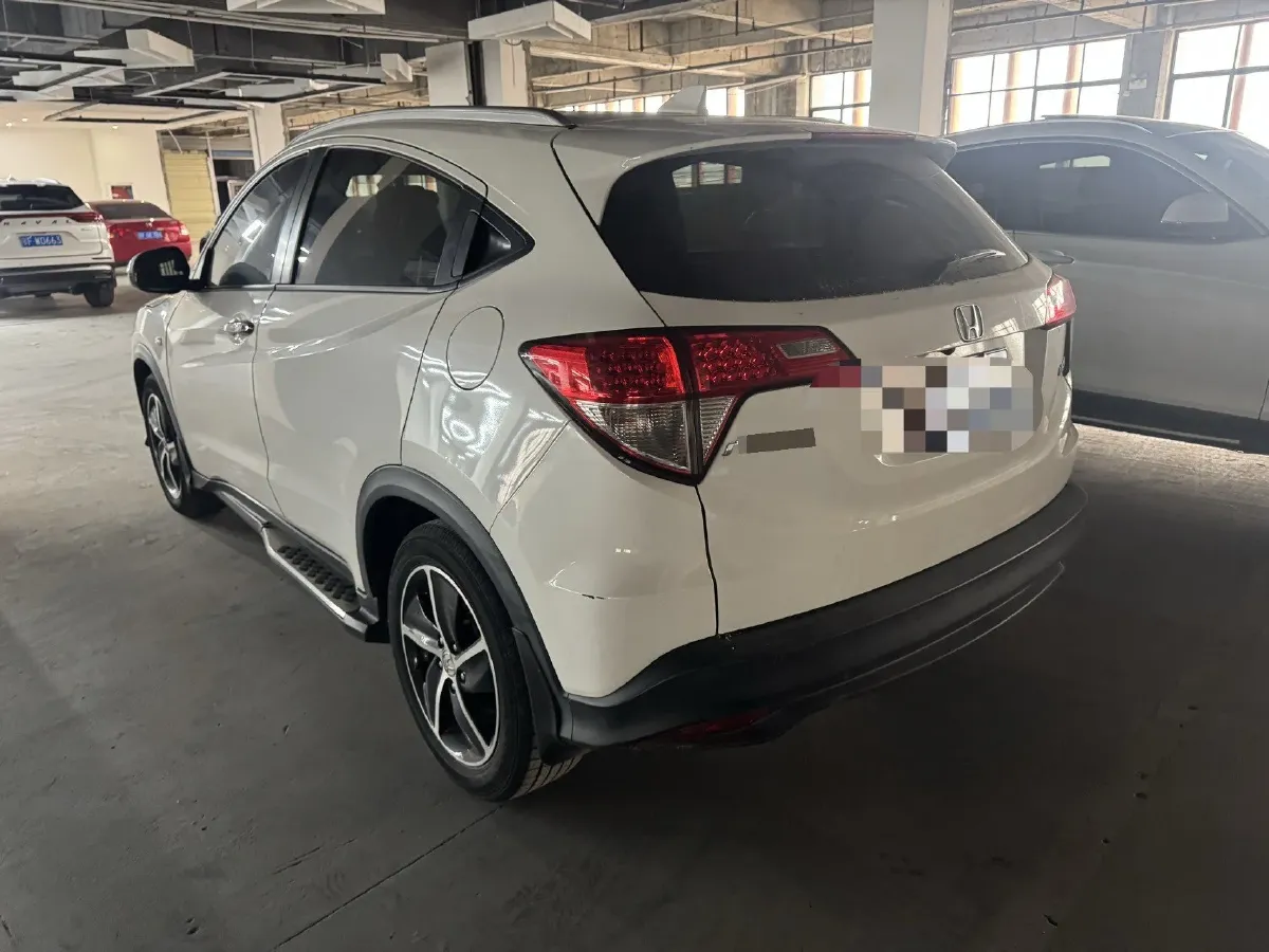2020 Honda Vezel 1.5L 131HP L4 CVT,autocango,china used car exporter,china ev exporter,chinese used car exporter,chinese used ev exporter