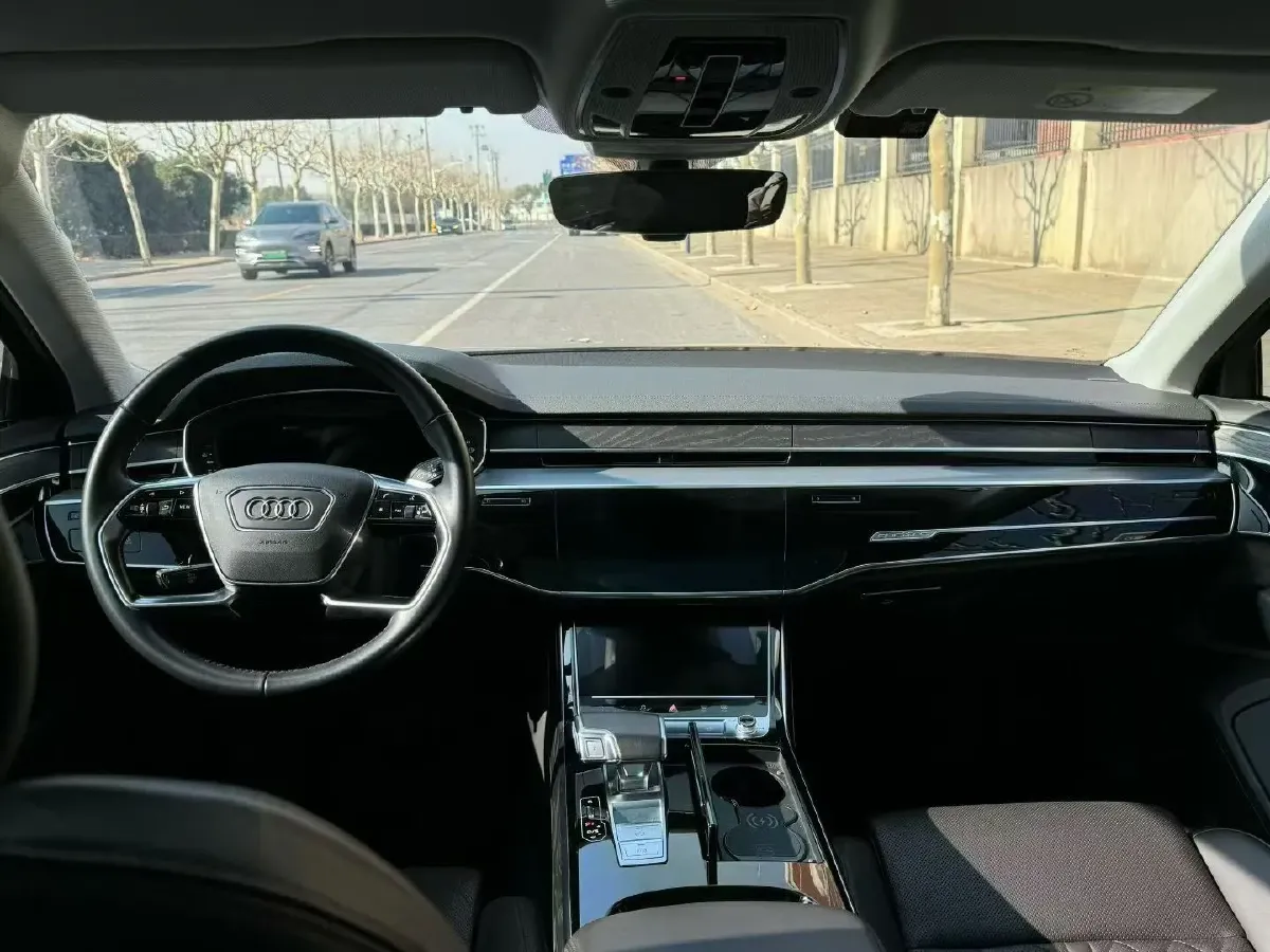 2021 Audi A8 3.0T 286HP V6 8AT,autocango,china used car exporter,china ev exporter,chinese used car exporter,chinese used ev exporter