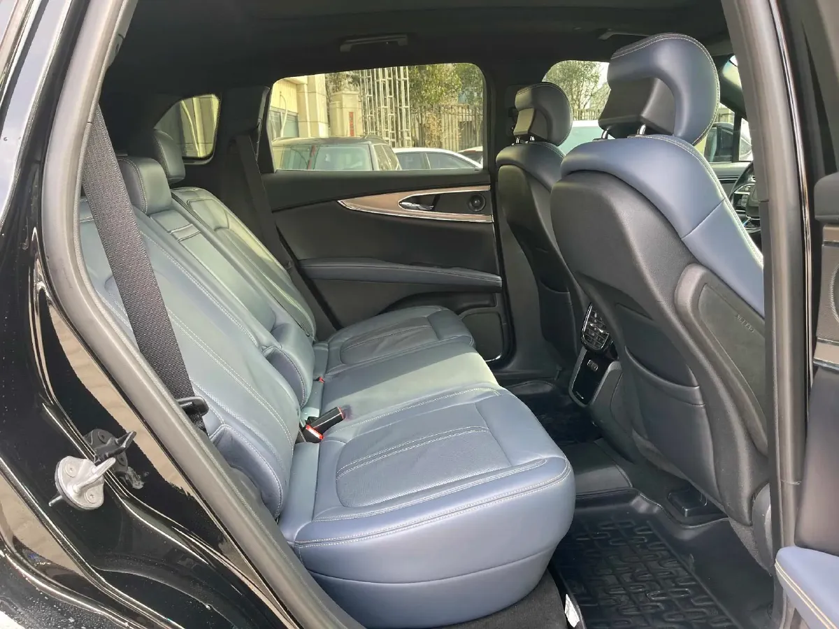 2021 Lincoln Nautilus 2.7T 322HP V6 8AT,autocango,china used car exporter,china ev exporter,chinese used car exporter,chinese used ev exporter