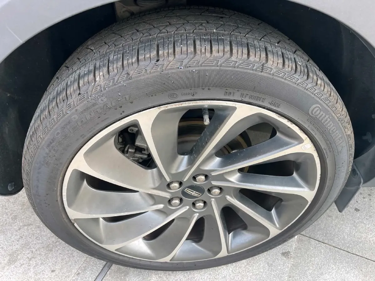 2021 Lincoln Nautilus 2.7T 322HP V6 8AT,autocango,china used car exporter,china ev exporter,chinese used car exporter,chinese used ev exporter