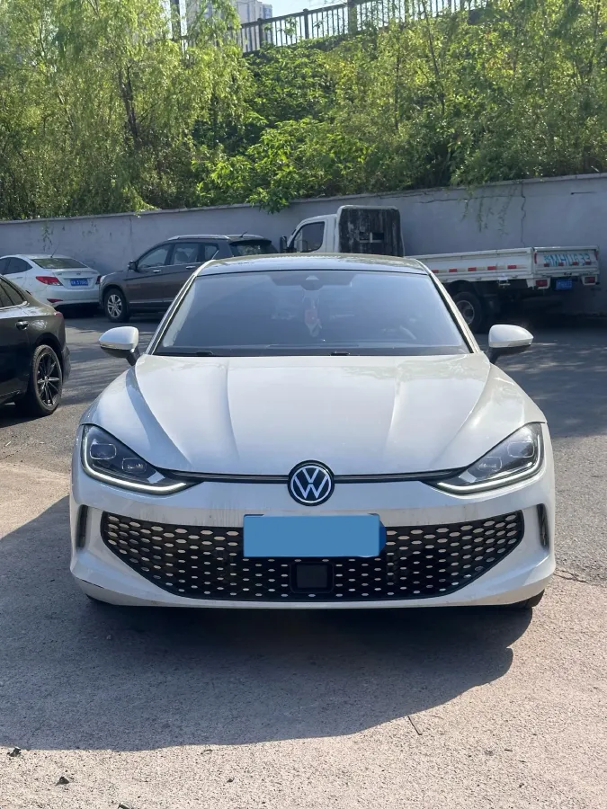 2023 Volkswagen Lamando 1.4T 150HP L4 7DCT,autocango,china used car exporter,china ev exporter,chinese used car exporter,chinese used ev exporter