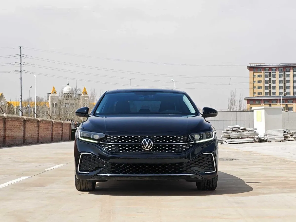 2022 Skoda Kodiak GT 2.0T 186HP L4 7DCT,autocango,china used car exporter,china ev exporter,chinese used car exporter,chinese used ev exporter