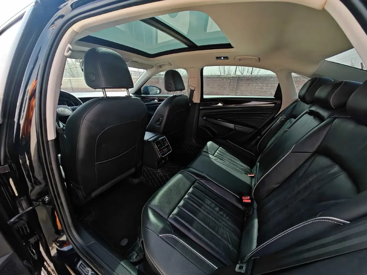 2022 Skoda Kodiak GT 2.0T 186HP L4 7DCT,autocango,china used car exporter,china ev exporter,chinese used car exporter,chinese used ev exporter