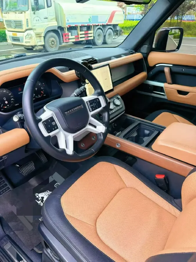2023 Land Rover Defender 3.0T 400HP L6 8AT,autocango,china used car exporter,china ev exporter,chinese used car exporter,chinese used ev exporter
