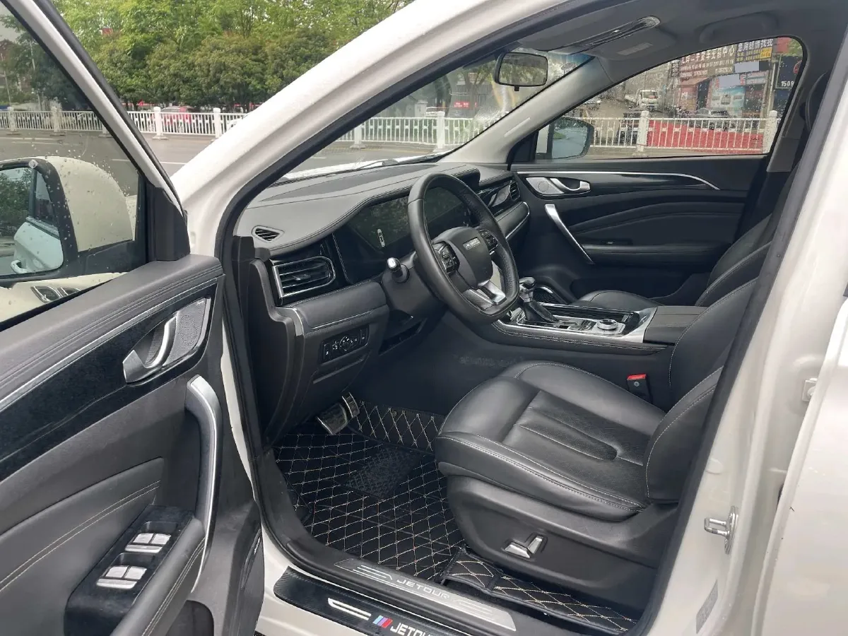 2020 Jetour X90 1.6T 197HP L4 7DCT,autocango,china used car exporter,china ev exporter,chinese used car exporter,chinese used ev exporter