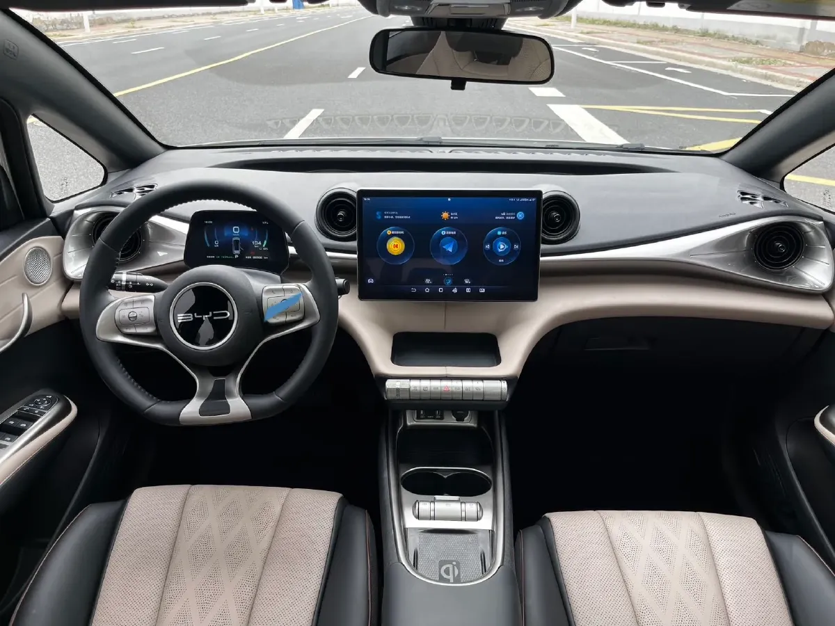 2023 BYD Dolphin BEV 44.928KWH,autocango,china used car exporter,china ev exporter,chinese used car exporter,chinese used ev exporter