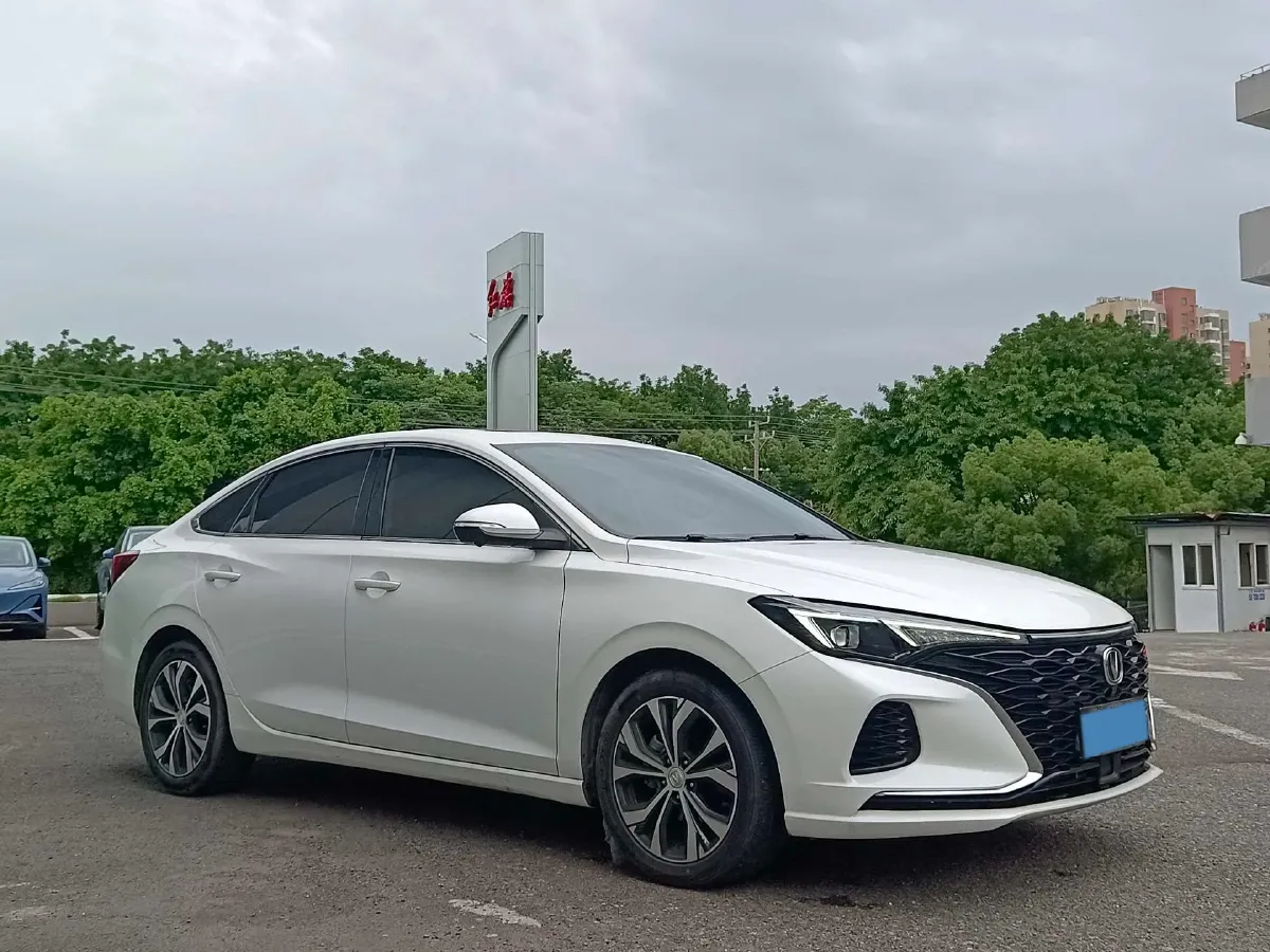 2021 ChangAn Eado 1.4T 160HP L4 7DCT,autocango,china used car exporter,china ev exporter,chinese used car exporter,chinese used ev exporter