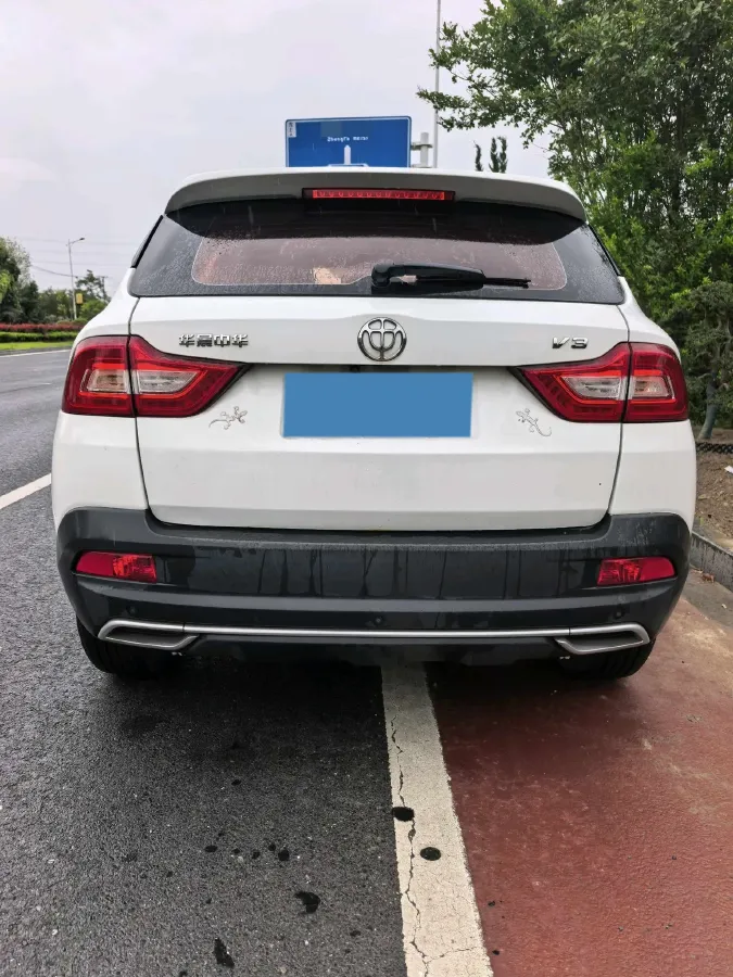 2017 Brilliance Auto V3 1.5L 112HP L4 5AT,autocango,china used car exporter,china ev exporter,chinese used car exporter,chinese used ev exporter
