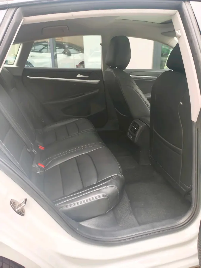 2024 Volkswagen Lamando 1.2T 116HP L4 7DCT,autocango,china used car exporter,china ev exporter,chinese used car exporter,chinese used ev exporter