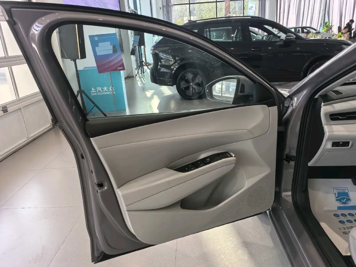 2026 Volkswagen Lavida 1.5T 160HP L4 7DCT,autocango,china used car exporter,china ev exporter,chinese used car exporter,chinese used ev exporter