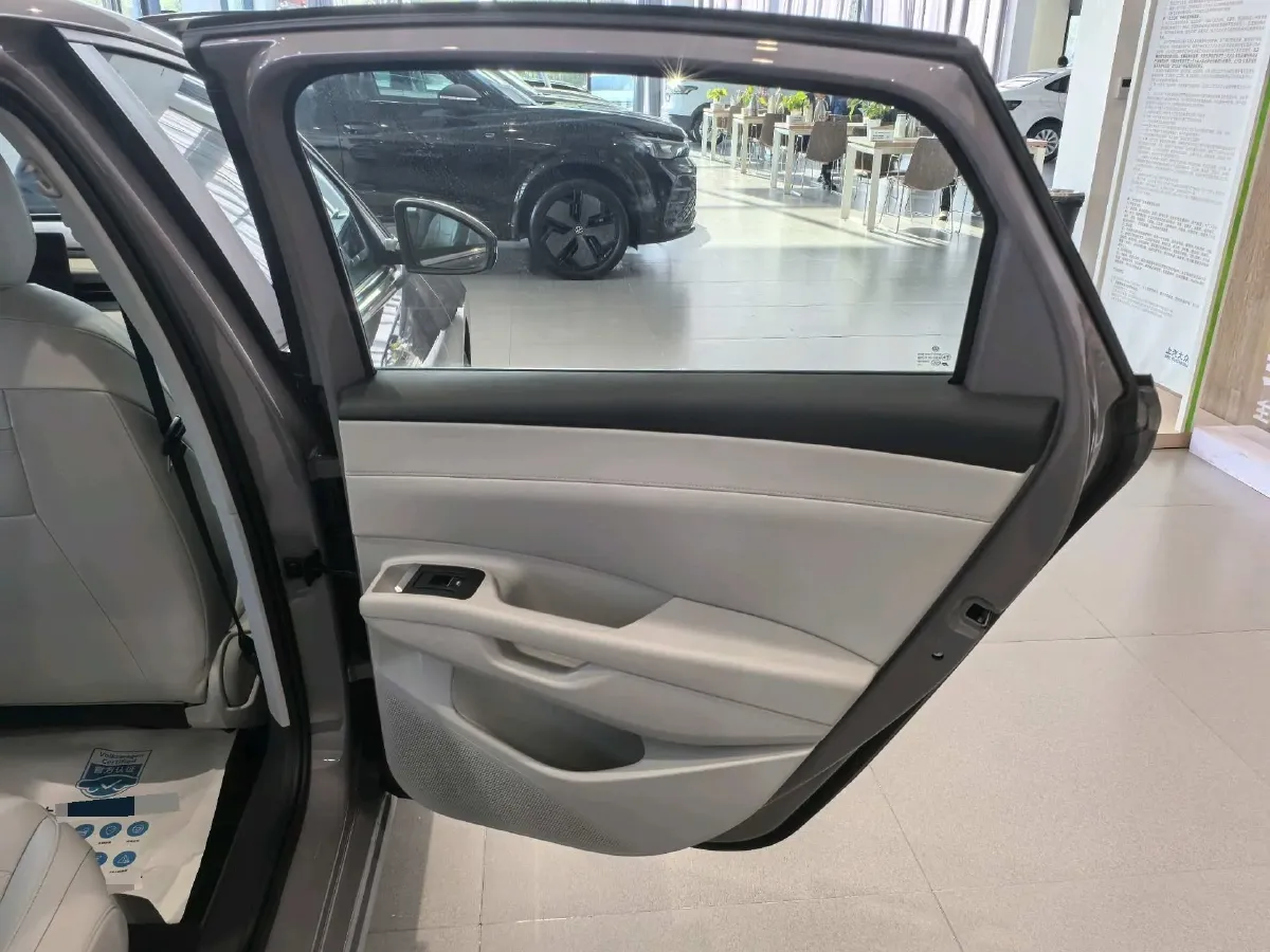 2026 Volkswagen Lavida 1.5T 160HP L4 7DCT,autocango,china used car exporter,china ev exporter,chinese used car exporter,chinese used ev exporter